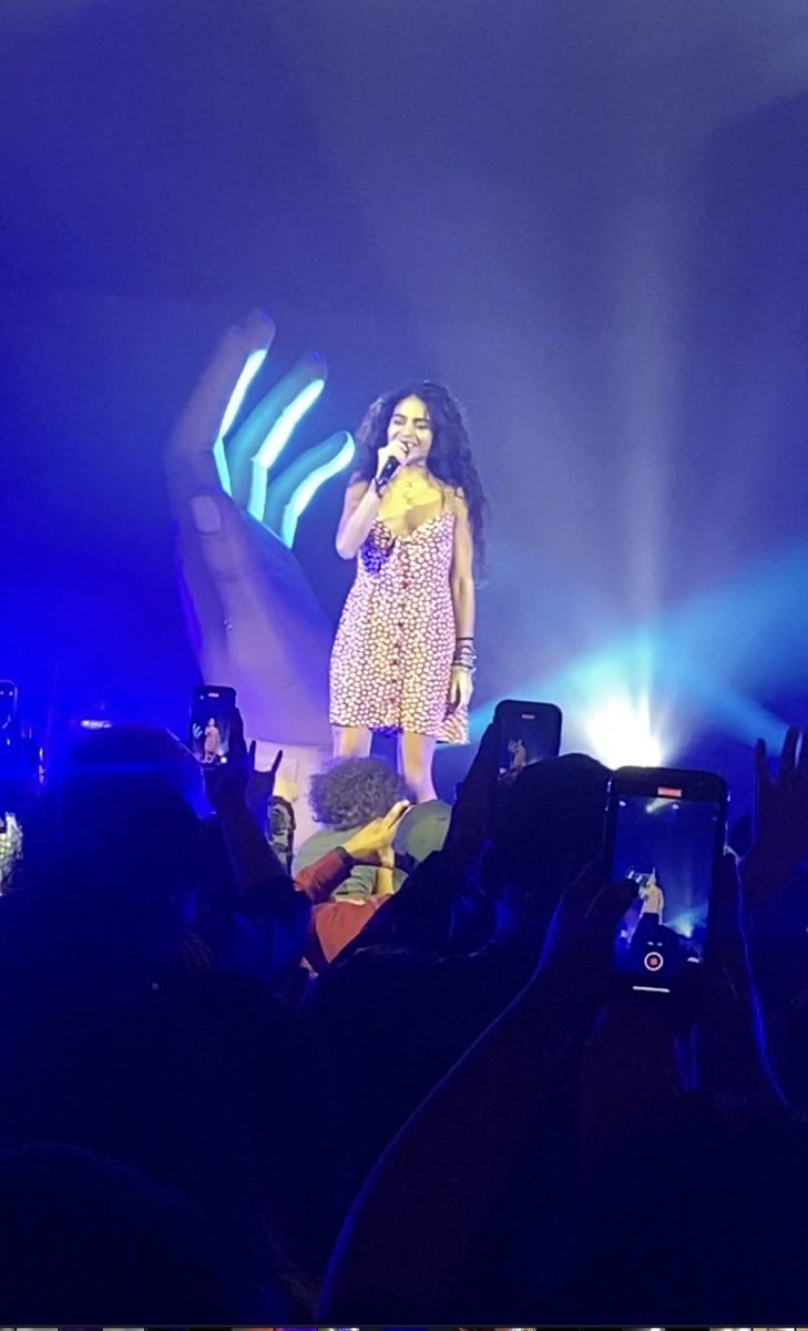 nani_3_'s tweet photo. One of the best days ever seeing my favorite girl on stage 💓 you will FOR-eeeeeeeehhhh - EhEver be my favorite and I’m here to stay 😝🙃😉❤️ https://t.co/fKp1nHS52v