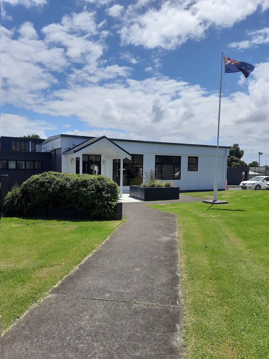 JimMcmartin's tweet photo. Today I had the pleasure of working with middle and senior leaders at Sir Douglas Bader Intermediate. Major plans afoot to enhance learning using @MicrosoftTeams, @MicrosoftFlip, @sway, @S4SCoding plus more. A rewarding day indeed!
#education #futurefocussed #inspire #acheive https://t.co/hj9aLSbes7