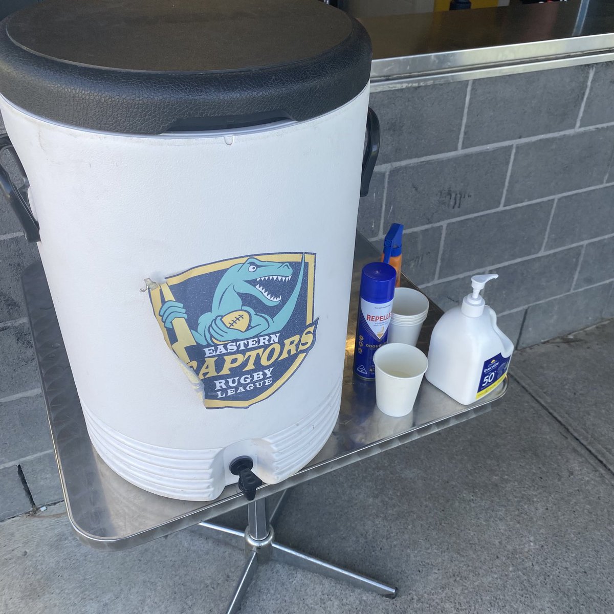 EasternRaptors's tweet photo. Summer preseason #water #sunscreen https://t.co/4xTxgmLmcF