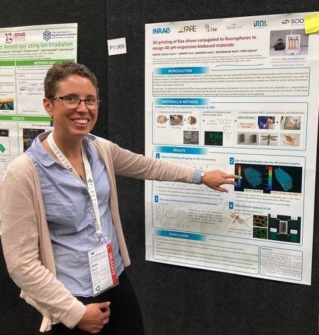 Gabriel PAËS 🇫🇷 🇪🇺 (@drgabrielpaes) on Twitter photo 3D printing of fluorescent flax shives: many thanks to <a href="/Mayer_Laigle/">Mayer-Laigle Claire</a> for presenting our work in 🇳🇿@AMN10Rotorua - coll. btw. <a href="/FARE_Reims/">FARE lab</a> #IATE #QualiSud <a href="/IRDL_News/">IRDL</a>
➡️doi.org/10.1016/j.indc…
<a href="/INRAE_TRANSFORM/">INRAE TRANSFORM FoodBioprodWasteEng</a> @ESR_AEBB <a href="/INRAE_Nancy/">INRAE Grand Est - Nancy</a> 3D printing of fluorescent flax shives: many thanks to <a href="/Mayer_Laigle/">Mayer-Laigle Claire</a> for presenting our work in 🇳🇿@AMN10Rotorua - coll. btw. <a href="/FARE_Reims/">FARE lab</a> #IATE #QualiSud <a href="/IRDL_News/">IRDL</a>
➡️doi.org/10.1016/j.indc…
<a href="/INRAE_TRANSFORM/">INRAE TRANSFORM FoodBioprodWasteEng</a> @ESR_AEBB <a href="/INRAE_Nancy/">INRAE Grand Est - Nancy</a>