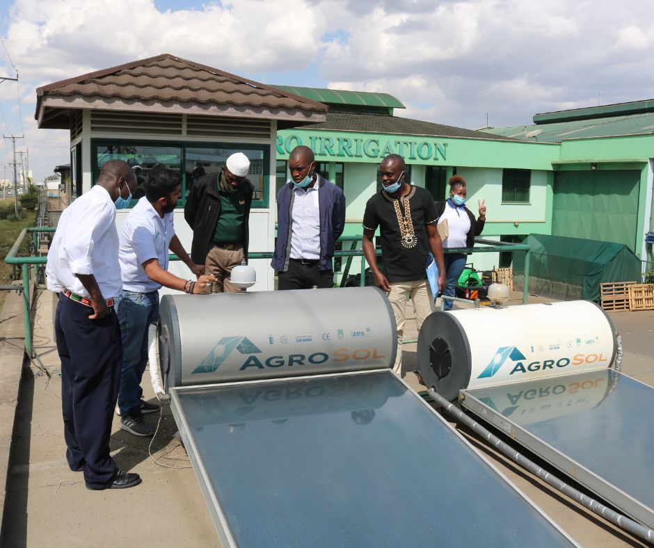 Eenovators's tweet image. #IssaThrowback
Solar Water Heating Technician Training #TBT . Capacity building on the area of solar PV and hot water has been embraced over the years. Many homes, SMEs, commercial and Industrial sectors are going green.
#ThrowbackThursday