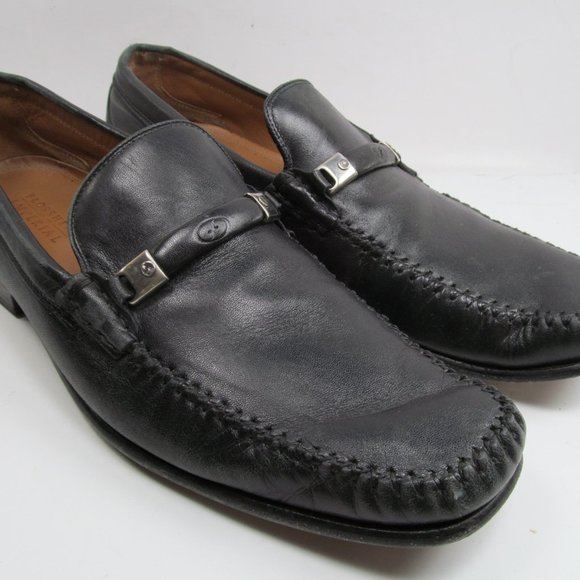 myface1968's tweet photo. So good I had to share! Check out all the items I'm loving on @Poshmarkapp #poshmark #fashion #style #shopmycloset #medium #florsheim #colehaan: https://t.co/imMg8fVEsL https://t.co/TenS7s7T7Q