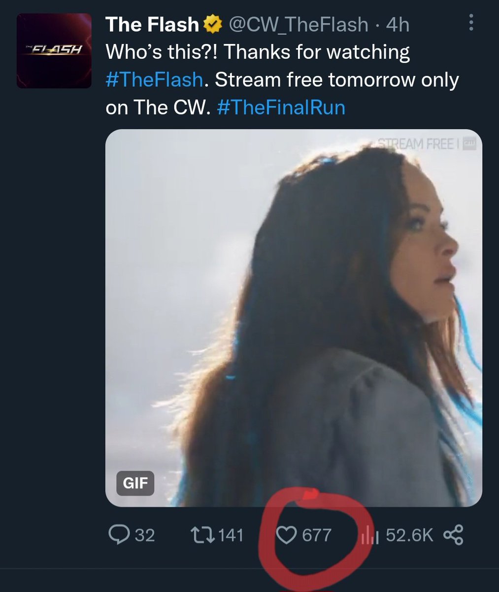 ShipWreck56's tweet photo. Chester/Allegra getting more buzz then Caitlin's third personality is HILARIOUS 😂 https://t.co/sbP6FWAubK