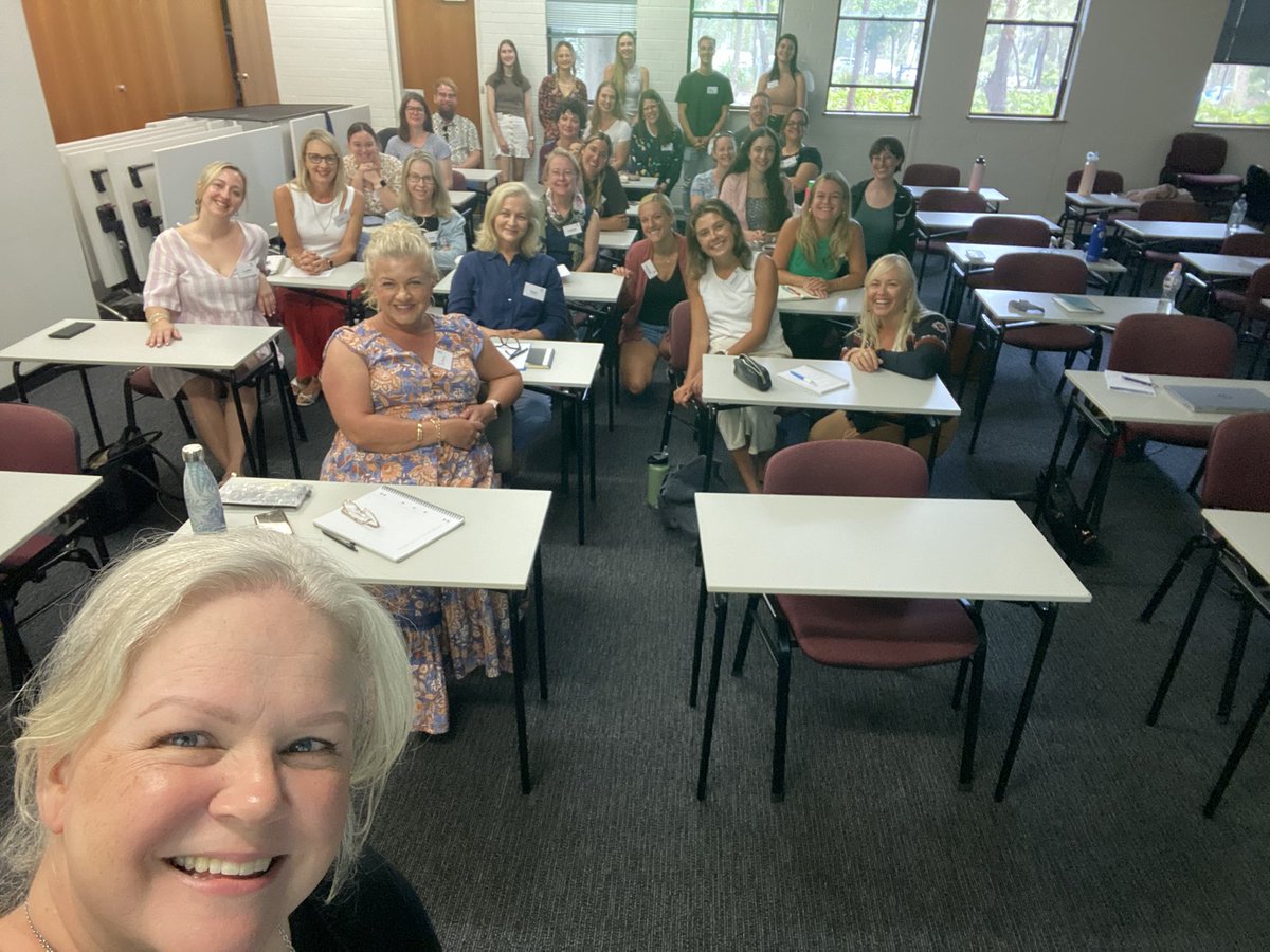sally_hunt's tweet photo. Is it Semester 1 already? Today we welcomed the new Master of Professional Psychology cohort for 2023! @Psychology_UON @UONalumni @Uni_Newcastle #MPP #studypsychology https://t.co/yDhijWU3qt