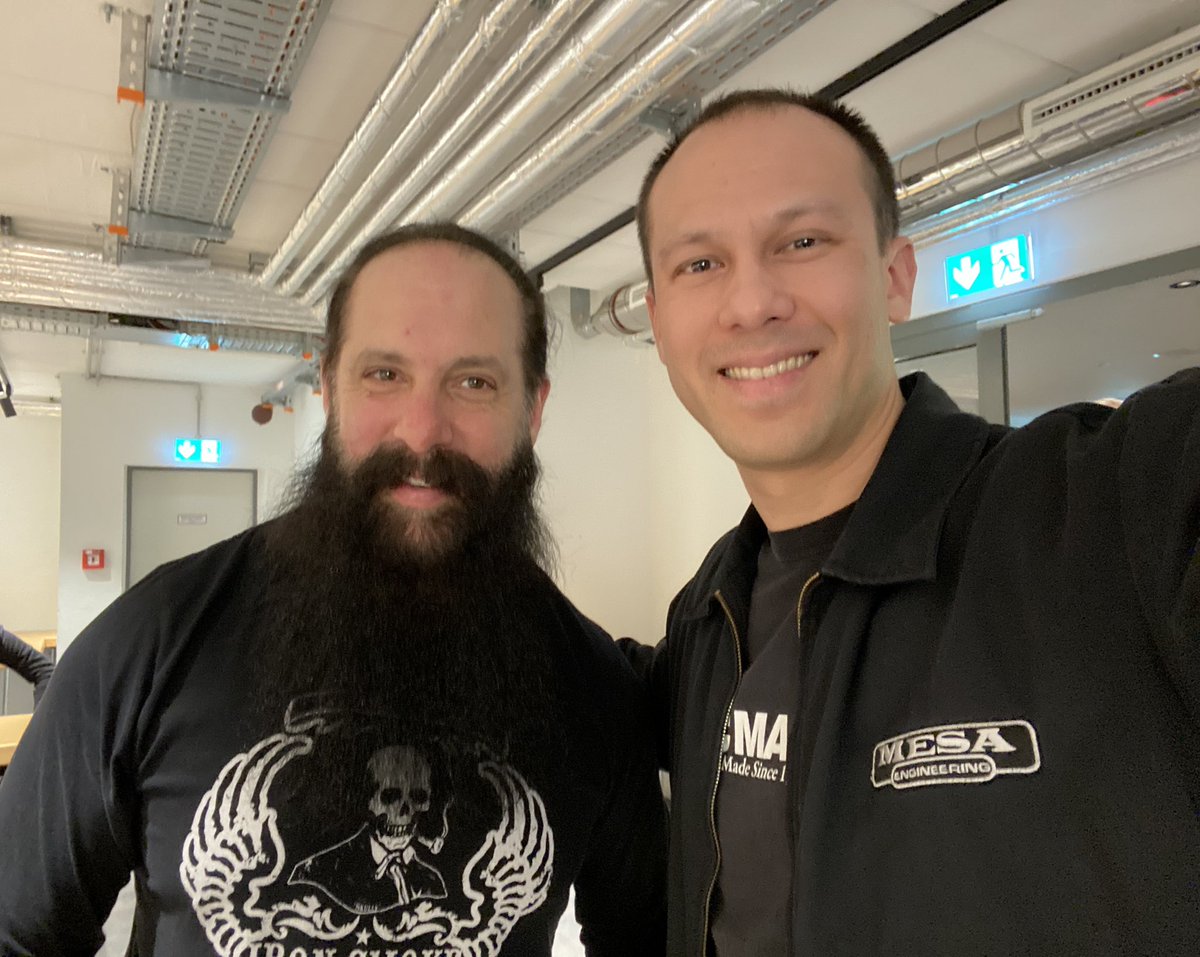 DanielFries's tweet photo. #johnpetrucci #danielfries #guitarplayer #guitarist #prog #progmetal #progrock #mesaboogie #ernieball #musicman #ernieballmusicman #dreamtheater #affector #musician #artist @JPetrucci @ernieball @MesaBoogie https://t.co/V720QybeEY