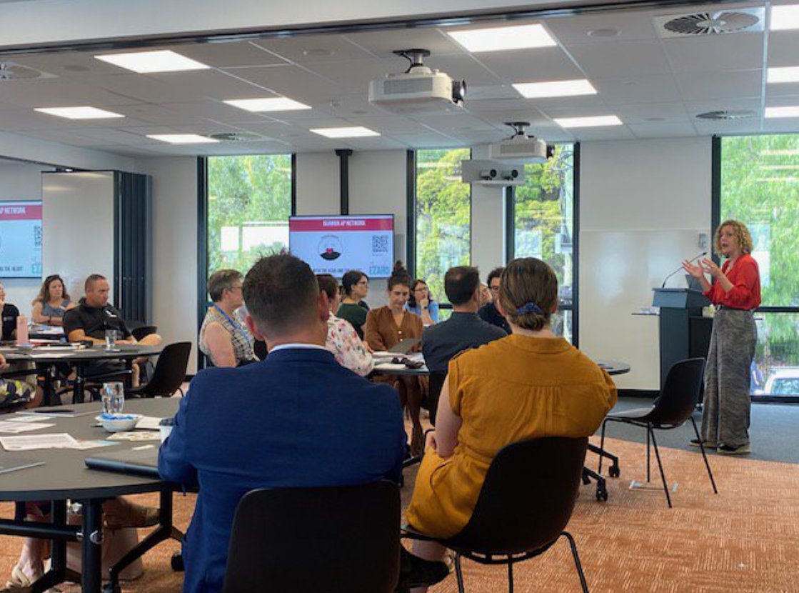 AcademyVIC's tweet photo. Today our newly opened #Geelong centre hosted its first in-person professional learning event! Joined by the Barwon Assistant Principals Network and 70+ assistant principals, education expert @traceyezard delved into the importance of emotional understanding when leading others https://t.co/0525tzKBCU