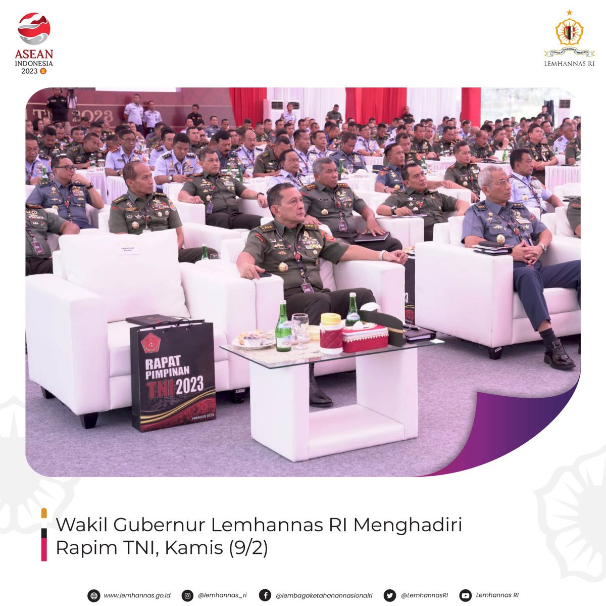 LemhannasRI's tweet photo. Wakil Gubernur Lemhannas RI Letjen TNI Mohamad Sabrar Fadhilah hari ini hadir pada rapat pimpinan TNI yang digelar di Museum Satriamandala, Jakarta.
Wakil Gubernur Lemhannas RI menerima pembekalan pada pertemuan tersebut.
#LemhannasRI
#TNI
#rapim https://t.co/8UGCbE5Fwk