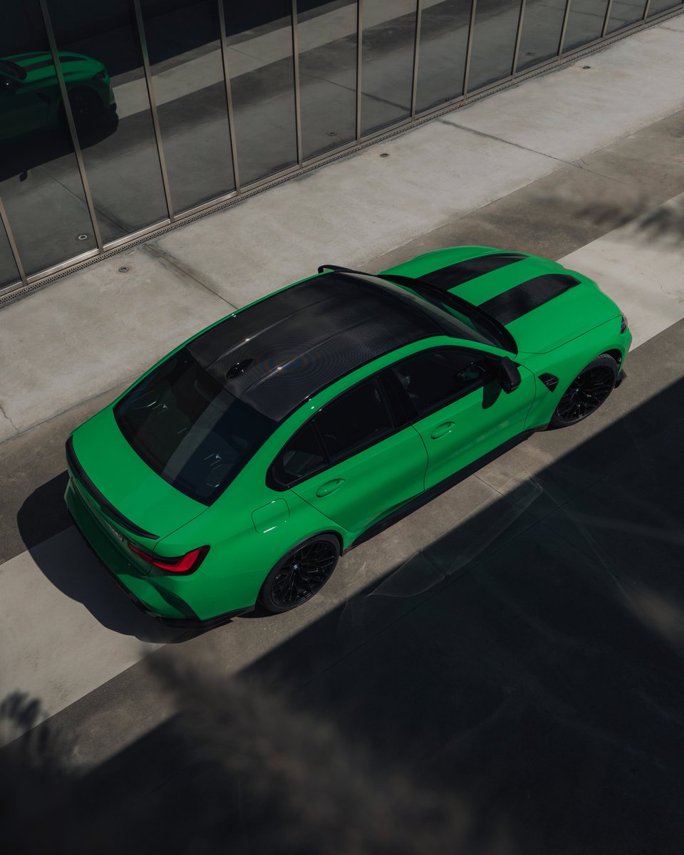 BMW_AGMC's tweet photo. Introducing The M3 CS. 🔥
Racing from 0-100 km/h in 3.4 seconds, experience undiluted power with 550 hp.
Drop us a DM or call 800 AGMC to book your limited-edition M3 CS today!
#THEM3CS #BMWM #BMWM3CS #BMWMpower #SignalGreen #NewCarLaunch https://t.co/17CdH2VvWl