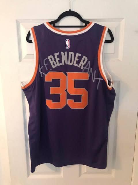 jiostamaria's tweet photo. @brawadis Kept my jersey! https://t.co/W2IVLhgTMT