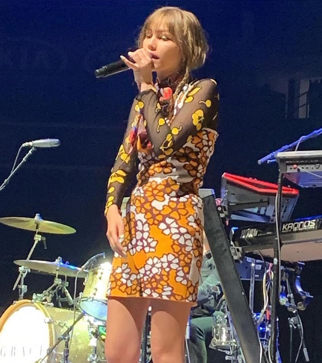 FANderWaalNews's tweet photo. .@GraceVanderWaal (2019)

Daily @FANderWaalNews #IconicMoment Timeline Character:
#HighAsHopeTour 

 👉https://t.co/6ZFT2zuJRG

@florencemachine #SupportGraceVanderWaal #Megalopolis #LionsDen #ChooseKindness https://t.co/HTBnrhA9RR