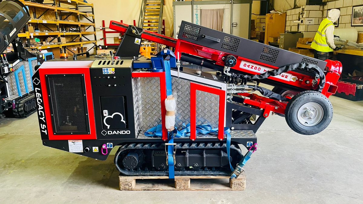 Another day, another Terrier Legacy. 

This time it's a Terrier Legacy Standard Drive Sampler ready for dispatch to our customer, Soil Engineering, in Leeds, UK. 

If you are on the market for a small, durable and cost effective drilling rig, get in touch with us for a quotation.