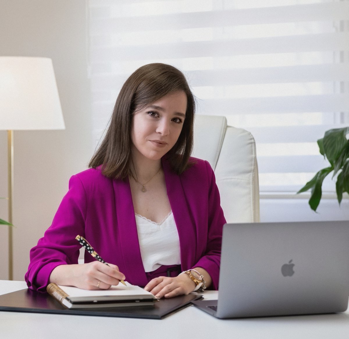 Mañana, en #LasPerrasDePavlov, hablaremos de adicción al trabajo con Marina Cordero <a href="/psicomovidas/">Marina Cordero</a> 

Y es un programa súper chulo.

HILO