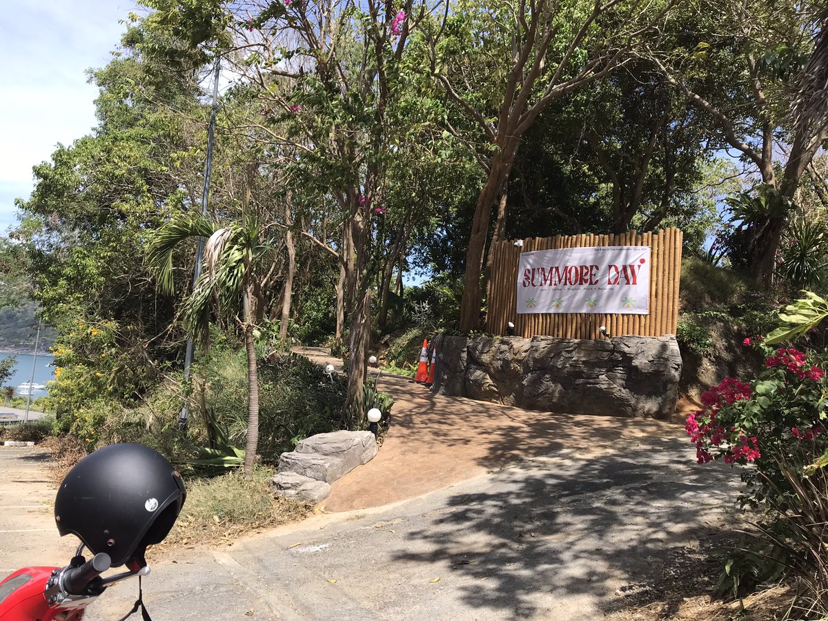 MikoinB's tweet photo. Phuket Promthep capeの端に最近オープンしたcafe。
絶景❣️です。 https://t.co/hSL1BlI9GF