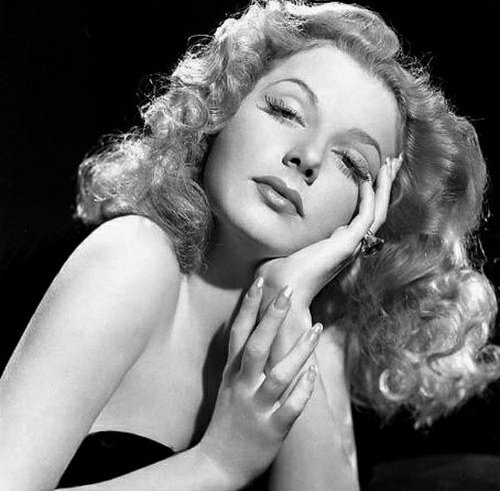 1940sginger's tweet photo. honorable mentions:
lucy ball, loml ♥️
greer garson ♥️
constance bennett ♥️
ann sheridan ♥️ https://t.co/WFmcSTIeya