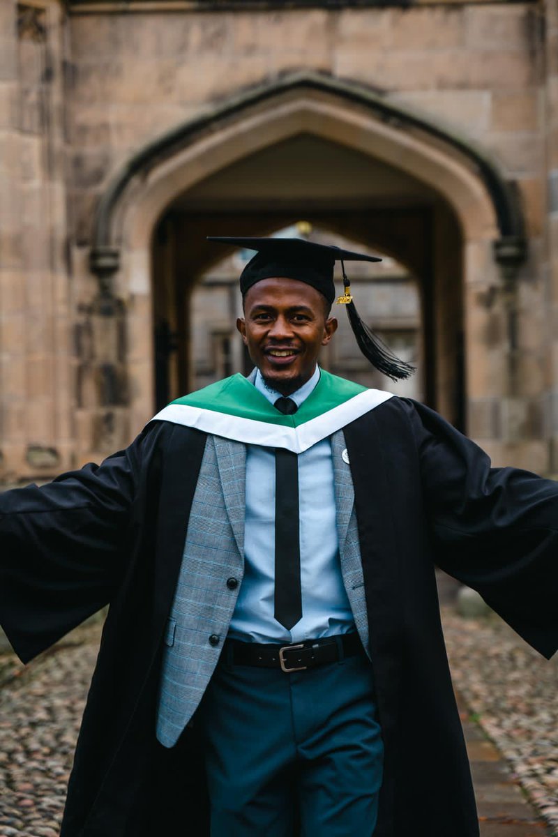 UKinNamibia's tweet photo. @UKinNamibia celebrates and congratulates @Willem_chartomy for his outstanding academic achievement as a #Chevening scholar.
His recently obtained MSc in Medical Imaging from @aberdeenuni is the first of it's kind in ๐ณ๐ฆ.
๐ฅณ๐ฅณ๐ฅณ
#Mycheveningjourney
#Keepsoaringhigh https://t.co/3qAmXZlP4N