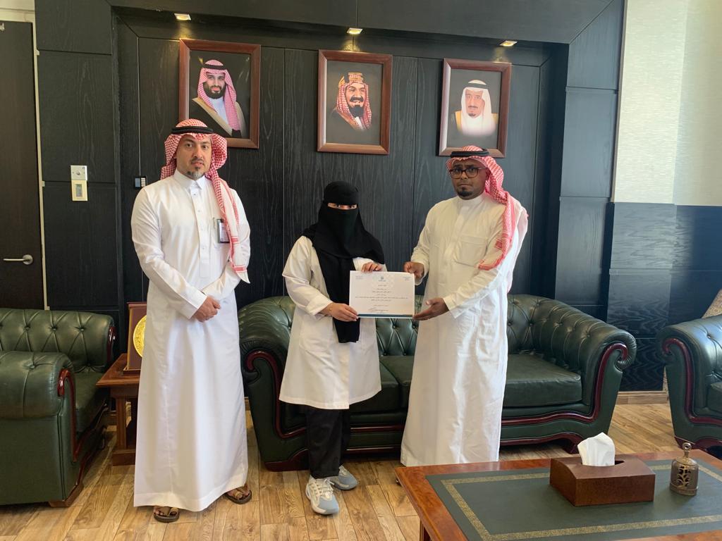 dsauqu's tweet photo. 📜| 
كرم عميد شؤون الطلاب، د. عبدالله بن سعيد كربان، الطلبة المشاركين بهاكاثون الإبتكار الصحي الثالث، والذي استهدف تحفيز الطلبة على الاختراع والابتكار والتميز .
كما ناقش سعادته تجارب الطلبة و أتاح الفرصة لهم لعرض مزايا هذه المشاركة.
رابط الخبر:
https://t.co/9dKWSfkl2D https://t.co/SIrsxfEqqC