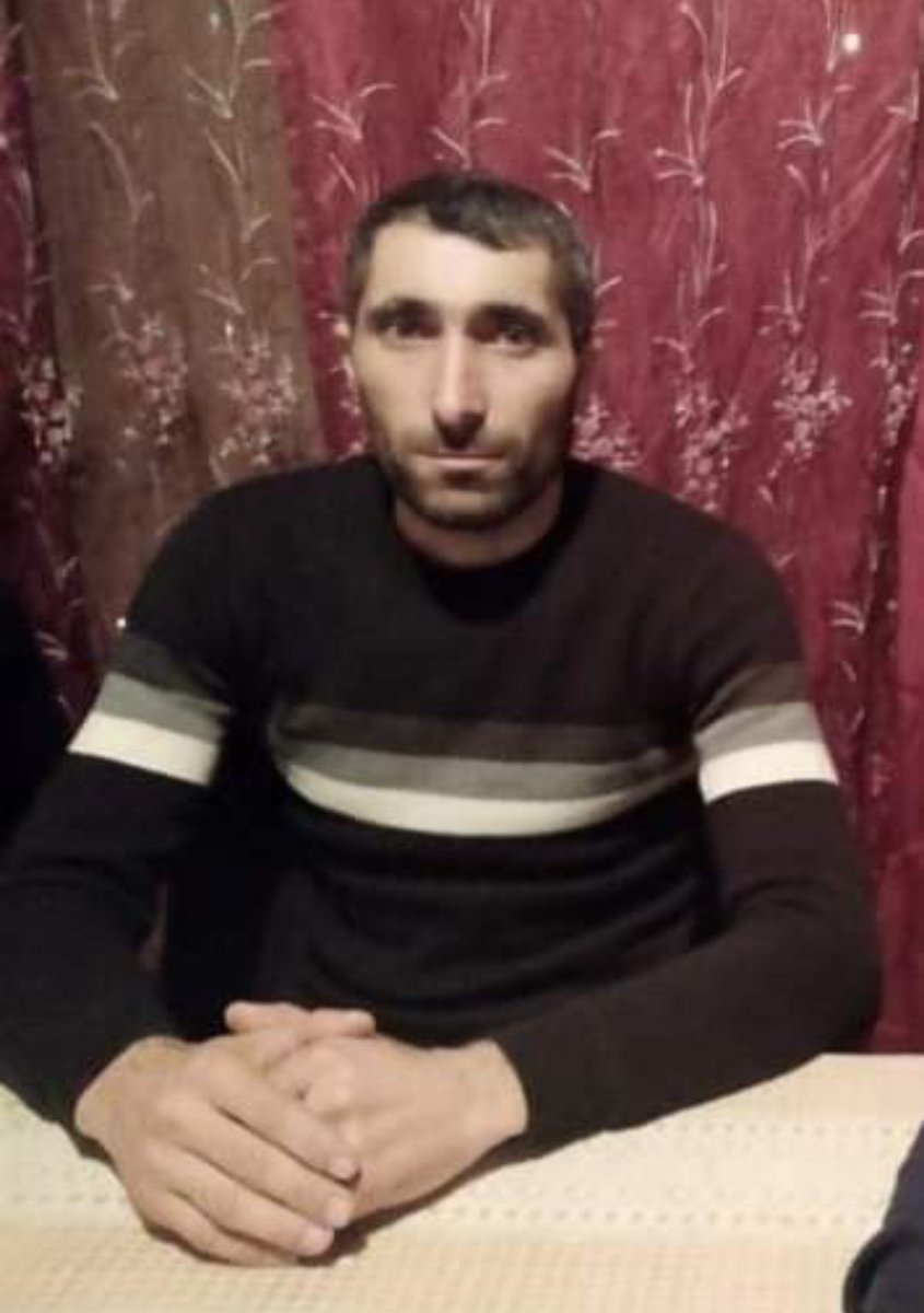 digerkm's tweet image. İki göz evinde ne varsa arabasına yükleyip, Türkiye’deki kardeşlerinin acısını dindirmeye koşan can kardeşimiz.