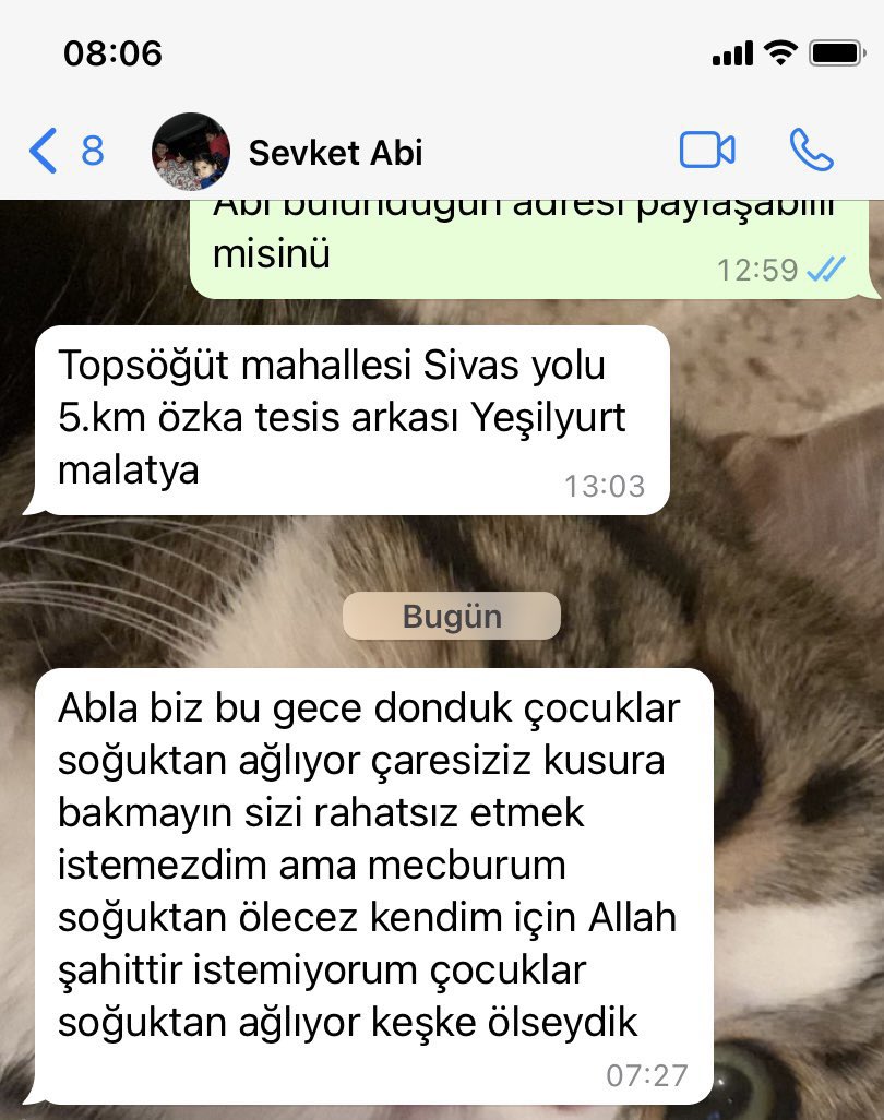 #MALATYA Aile üç gündür çadır bekliyor. Çadırlar hep merkezde olduğu için kimse bulundukları yere çadır götürmüyor‼️
İletişim: +90 (538) 572 92 22