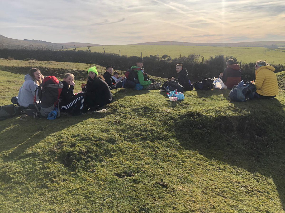 BDS_OutdoorED's tweet photo. Well done to all staff and pupils from @BdownSchool for braving an early start last Saturday to train for @OfficialTenTors on @DartmoorDevon. You were rewarded with beautiful weather and views as you followed your route along the western edge of the Moor. https://t.co/vgQy5AUetH