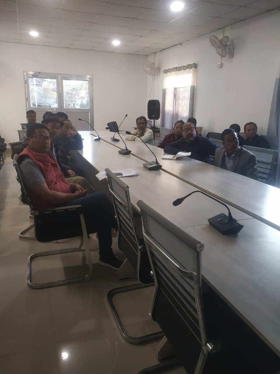 mopr_goi's tweet photo. Under #SVAMITVA_Scheme, training had been imparted regarding ground truthing of #Map1 by Survey of India to the officials of the #Manipur.

#SVAMITVA Scheme helps in the resolution of property-related disputes amongst the residents of rural abadi areas.

#स्वामित्व_योजना https://t.co/YElwyzwvPg