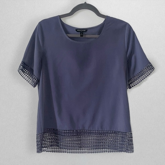 KjPosh's tweet photo. So good I had to share! Check out all the items I'm loving on @Poshmarkapp from @LopezDaby @ceceily_p #poshmark #fashion #style #shopmycloset #bananarepublic: https://t.co/zzgge40oH9 https://t.co/yinOEWEmk9