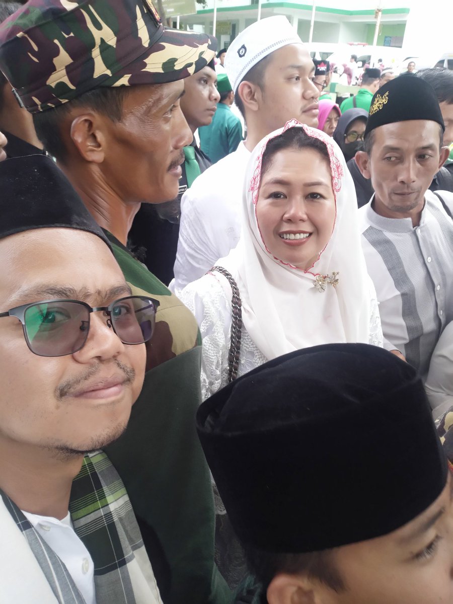 chabib08's tweet photo. memeriahkan 1 abad NU di Stadion Delta, Sidoarjo

7 Februari 2023

#1AbadNU #StadionDeltaSidoarjo #SelamatDatangAbadKe2 https://t.co/uGBUjx3YoZ