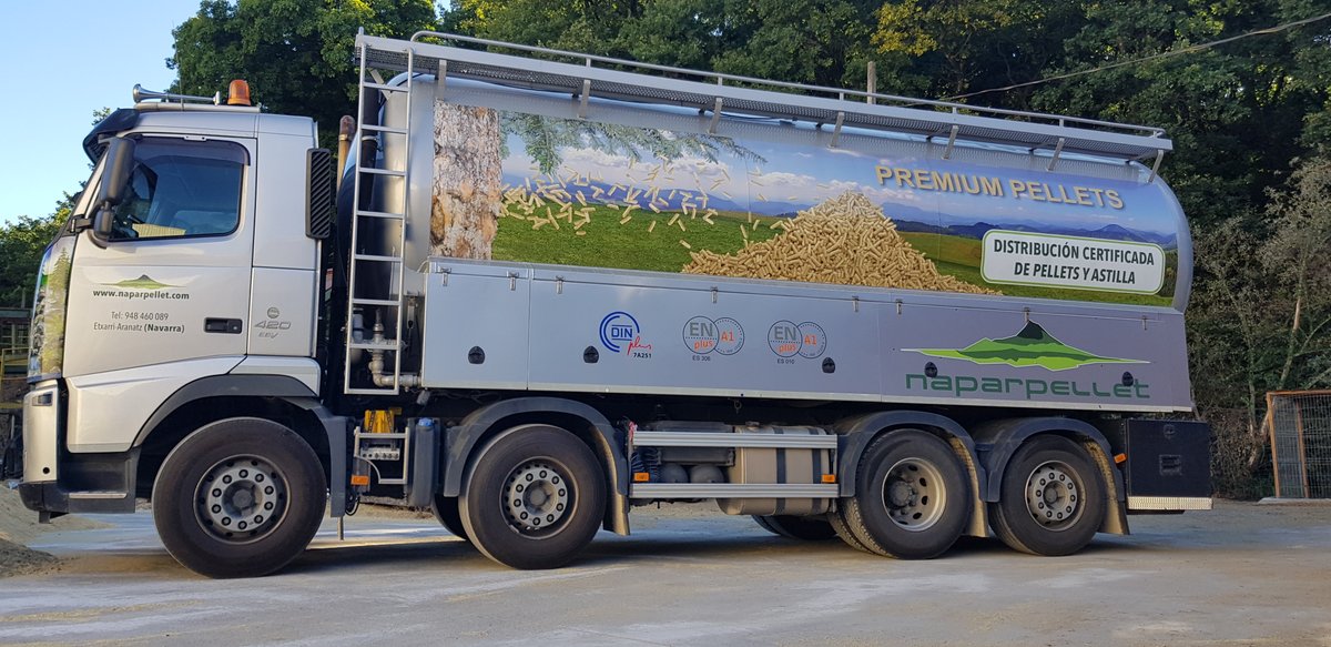 naparpellet's tweet photo. 🚛Realizamos servicio neumático de #pellet y #astilla de primera calidad #Biomasud A1.
🥇Distribuidores certificados #ENPlus A1 (ES306)
#asesorateenbiomasa y para mayor información entra en el link:
https://t.co/KWfPH1dEfT
@APROPELLETS @AVEBIOM
#masQPellet #energíarenovable https://t.co/1GxFokRemX