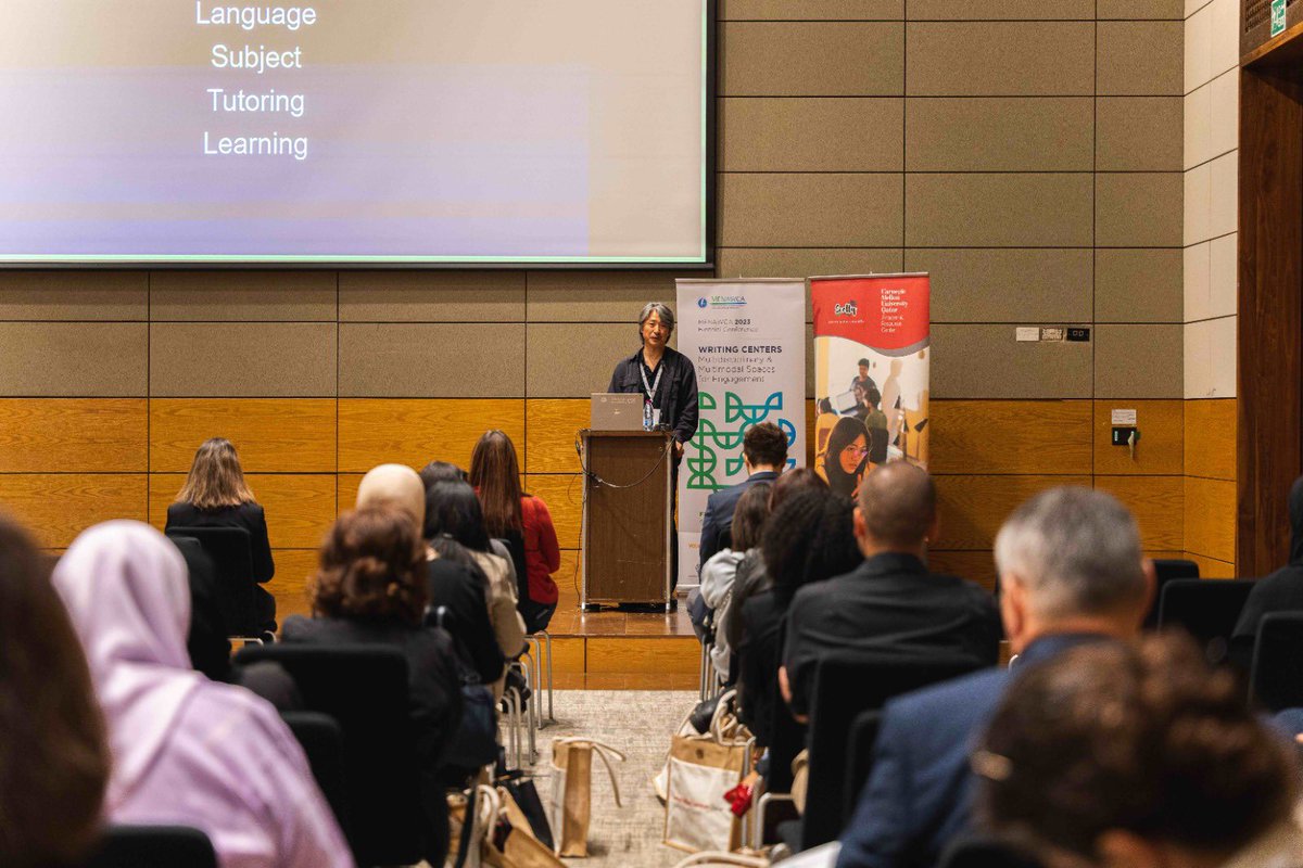 The Art of Questioning in Writing Conferences 

Dr. Paul Kei Matsuda