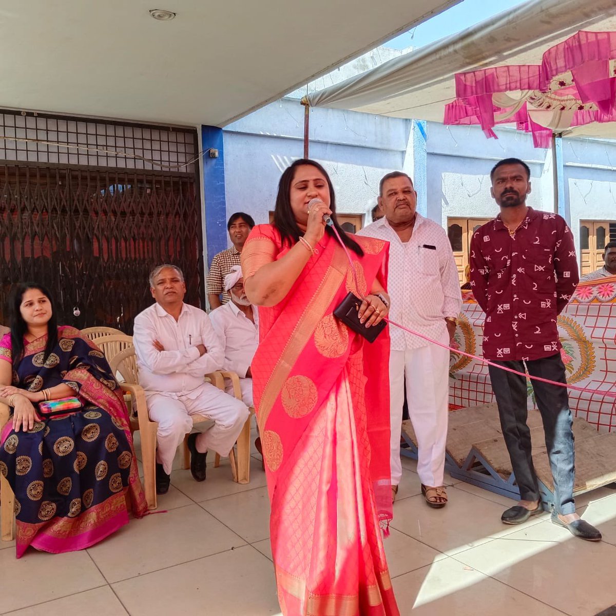 maltibenbjp's tweet photo. આજ રોજ પરમ પૂજ્ય શ્રી ધણીમાતંગ દેવ ની જન્મજયંતિ મહોત્સવ નિમિતે શ્રી મહેશ્વરીનગર મહેશ્વરી સમાજ મધ્યે હાજરી આપી. #dhanimatangdev #janmjayanti https://t.co/xLKGGFW5Kb