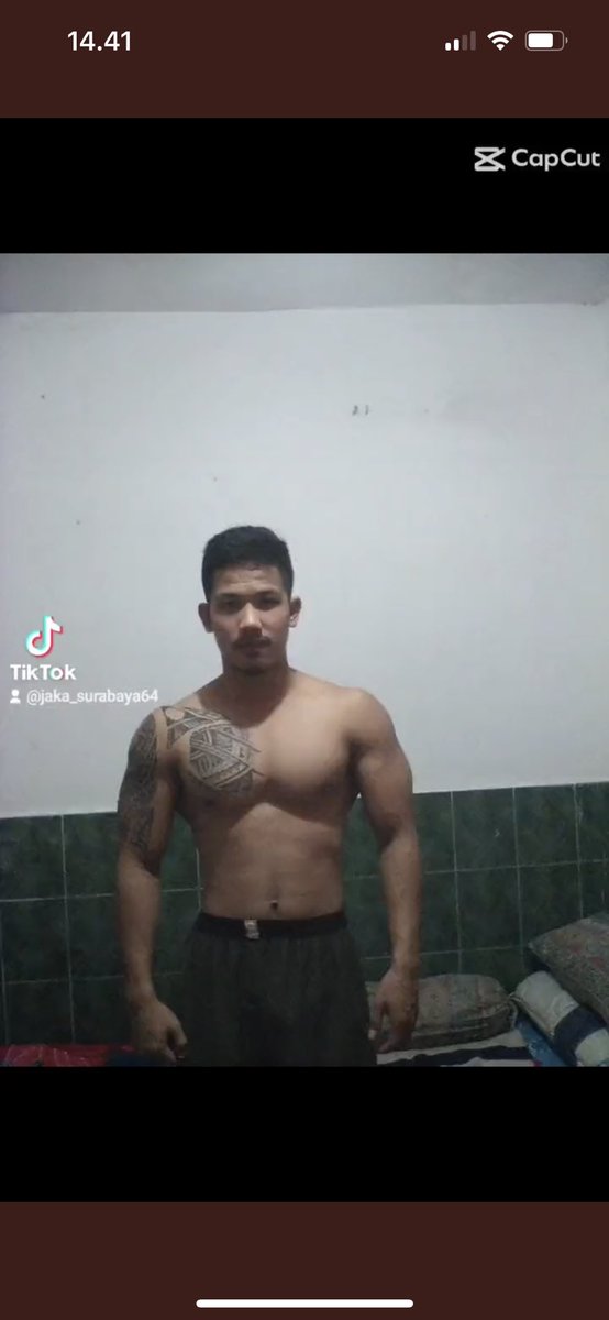 coldtomatoes1's tweet photo. @Muscle84254739 Dapettt https://t.co/H79XSiKs0c