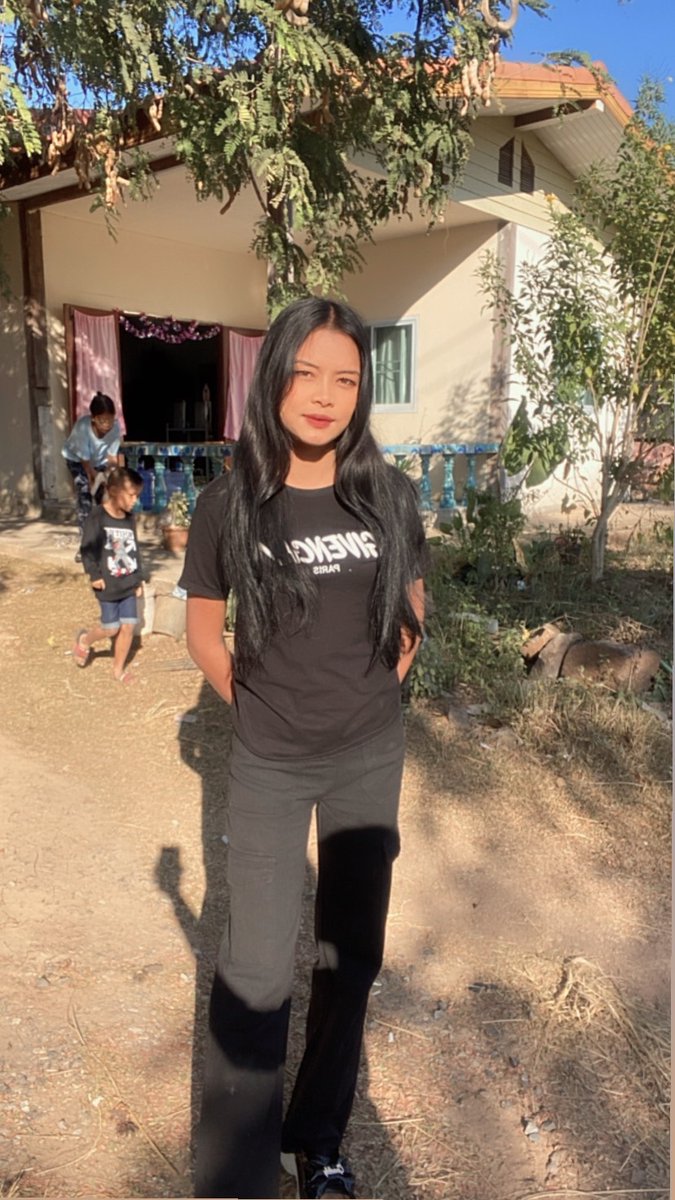 Nixt_1's tweet photo. สาวยูนิคก็โสดอยู่😂😘❤️ https://t.co/gHSFzmlH92