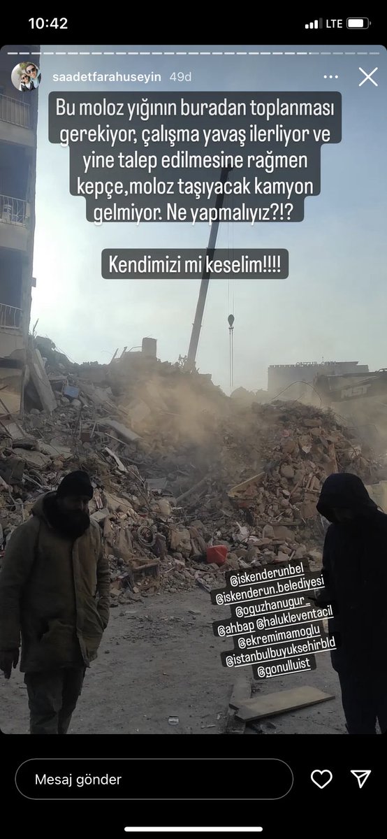 Beyza bu moloz yığınlarının altında 3 gün oldu neden kimse duymuyor yardım istiyoruz YARDIM YARDIM YARDIMMMM artık biri bir şey yapsın <a href="/OguzhanUgur/">Oğuzhan Uğur</a> <a href="/haluklevent/">Haluk Levent ( Ahbap Ekibi )</a> <a href="/BabalaTv/">BaBaLa TV</a> <a href="/iskenderunbel/">İskenderun Belediyesi</a> @AKUT_Dernegi <a href="/ArsuzBelediyesi/">Arsuz Belediyesi</a> <a href="/ahbap/">Ahbap</a> @ahbaphatay