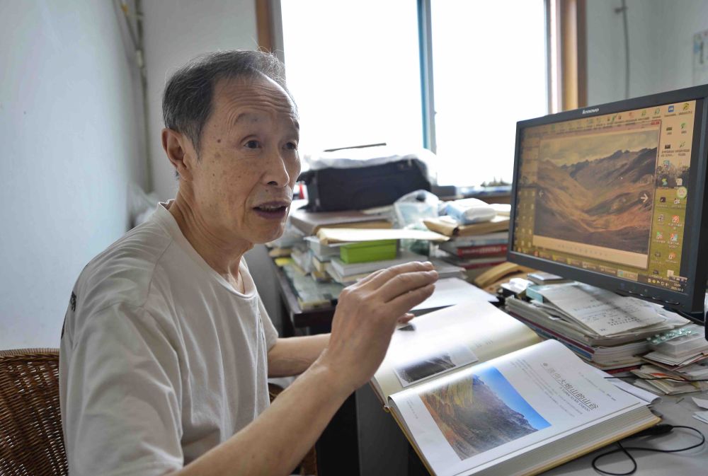 TibetNews11's tweet image. #esperto di #botanica #ottantenne continua il suo #lavoro