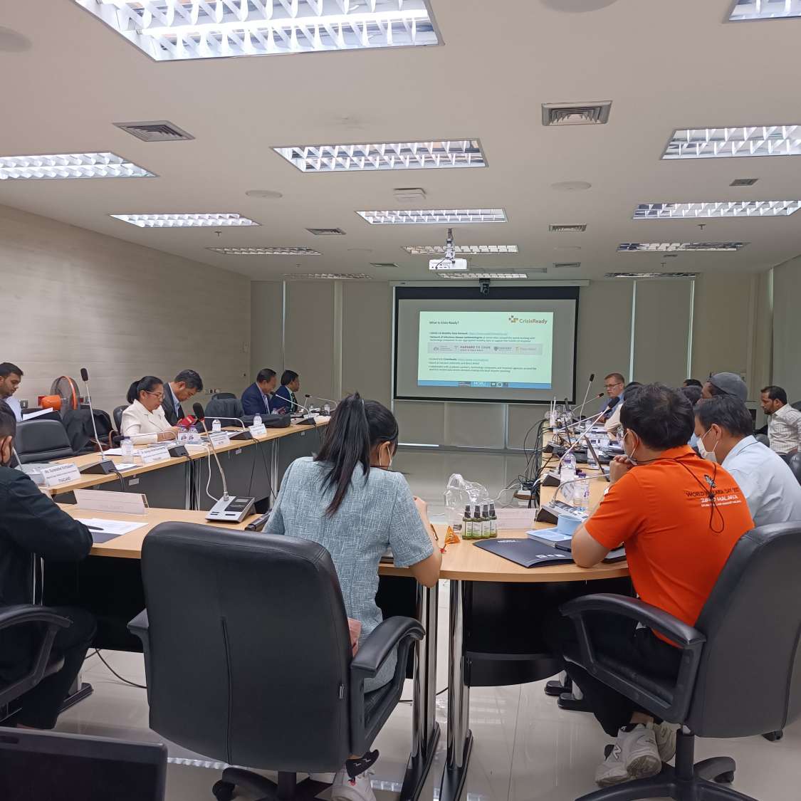 mdnurullahopu's tweet photo. First day of workshop on โUse of mobility data for guiding public health responsesโ
#GroupMappers #publichealth #mobilitydata https://t.co/laAMFmolRO