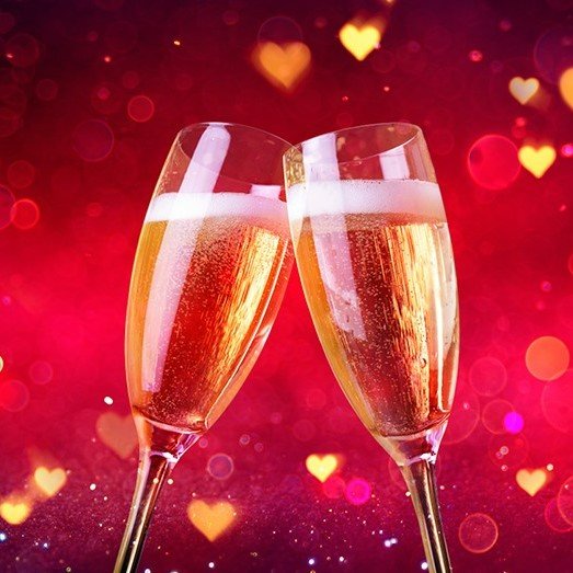 Celebrate Love this Valentine's Day at Legends Restaurant! 🌹 Enjoy a romantic dinner with live music, a complimentary bottle of sparkling wine on the table, and a rose for the special lady. For more information: bit.ly/3jvgoLM