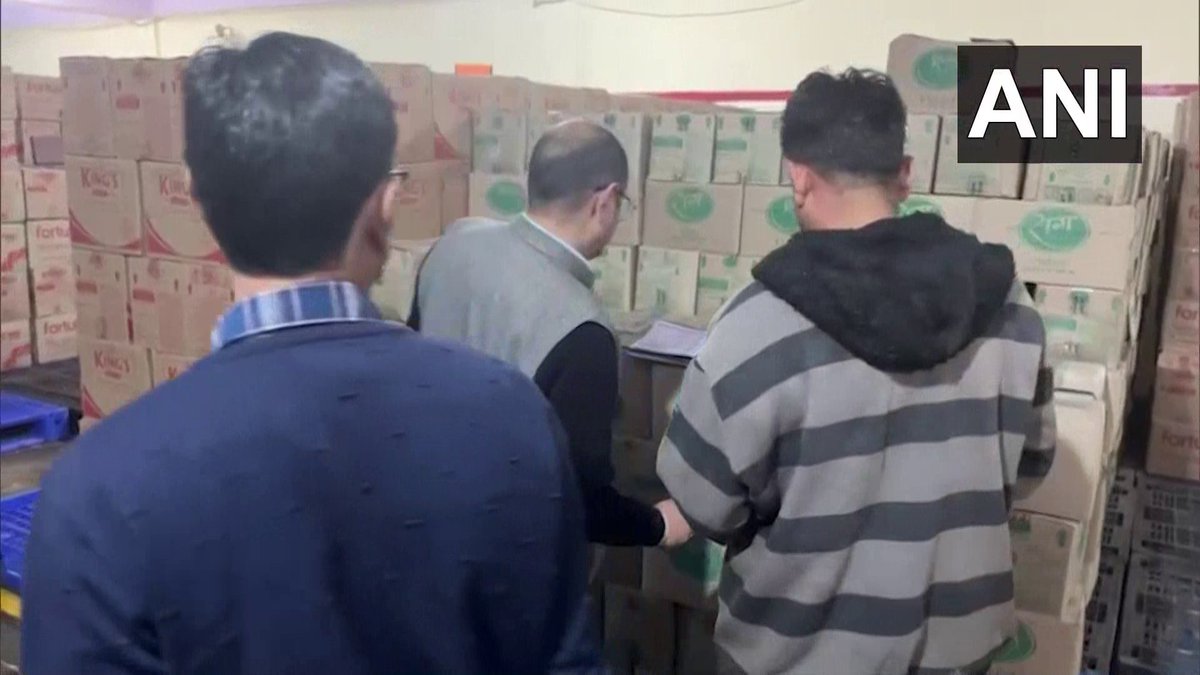 Himachal Pradesh | GST officials inspected Adani Wilmar’s depot warehouse in Par… Himachal Pradesh | GST officials inspected Adani Wilmar’s depot warehouse in Par…