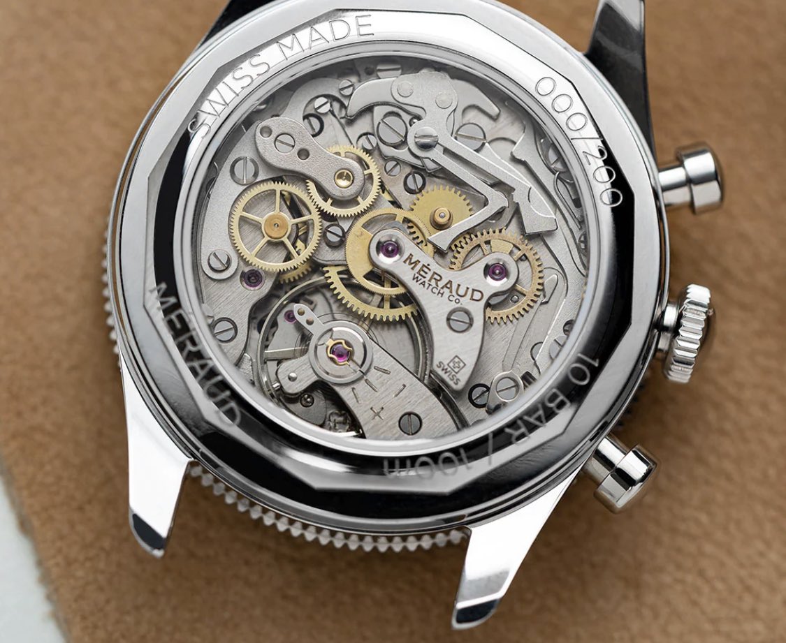 Thewatchoniste tweet media
