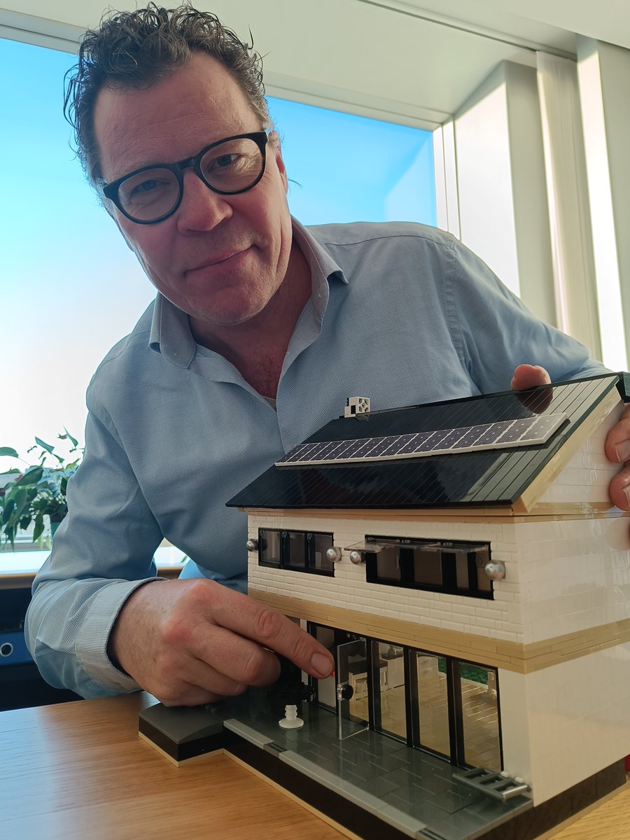 På vej mod grønne bygninger i Europa! 💚🏘️ Her til morgen vedtog vi i Europa-Parlamentets energiudvalg et nyt bygningsdirektiv med hævede klimaambitioner for energieffektivisering af vores huse. Et stort, grønt skridt fremad #dkgreen #EPBD #dkbiz #eudk