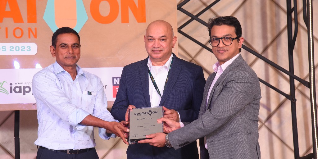 EntrepreneurAPJ's tweet photo. Congratulations to @timesproindia for receiving the "Best Employability Award" at the Education Innovation Summit &amp; Award 2023, Bengaluru.

#Entrepreneurindia #Timespro #Opportunityindia #Edtech #EdSummit2023 #Educationindia #Educationshow #Edtechindustry #Edupreneurs https://t.co/oNo8TTk0kO