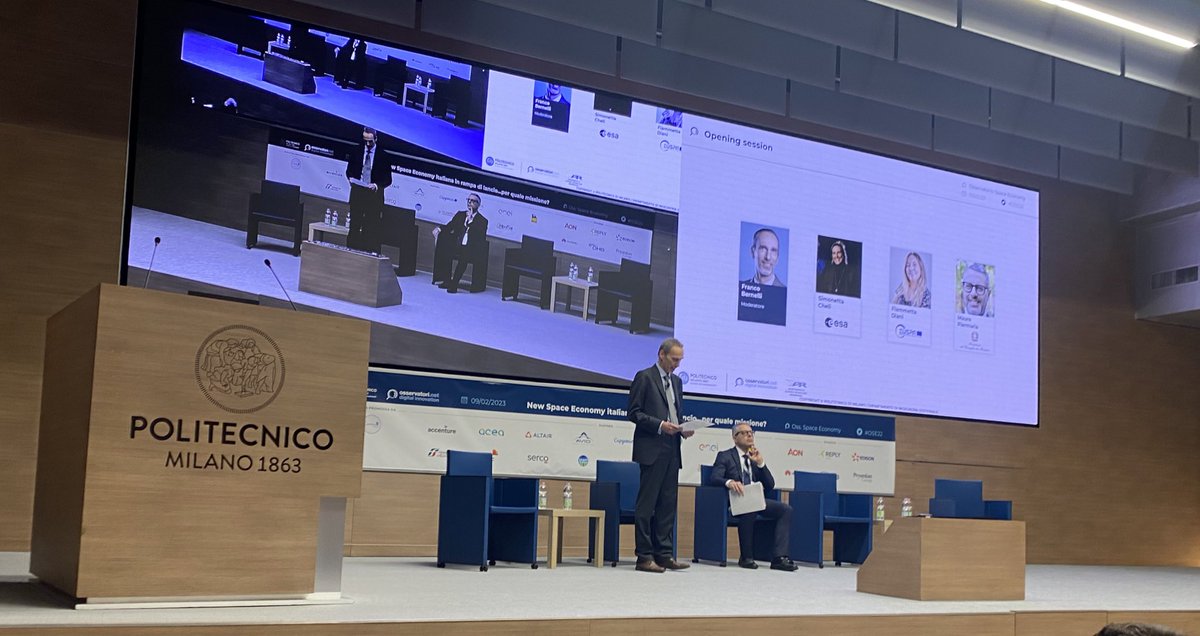 Osserv_Digital's tweet photo. Franco Bernelli, Responsabile Scientifico dell’Osservatorio #SpaceEconomy, apre la prima tavola rotonda dell’evento #OSE22 https://t.co/ZIv2QILJ3J