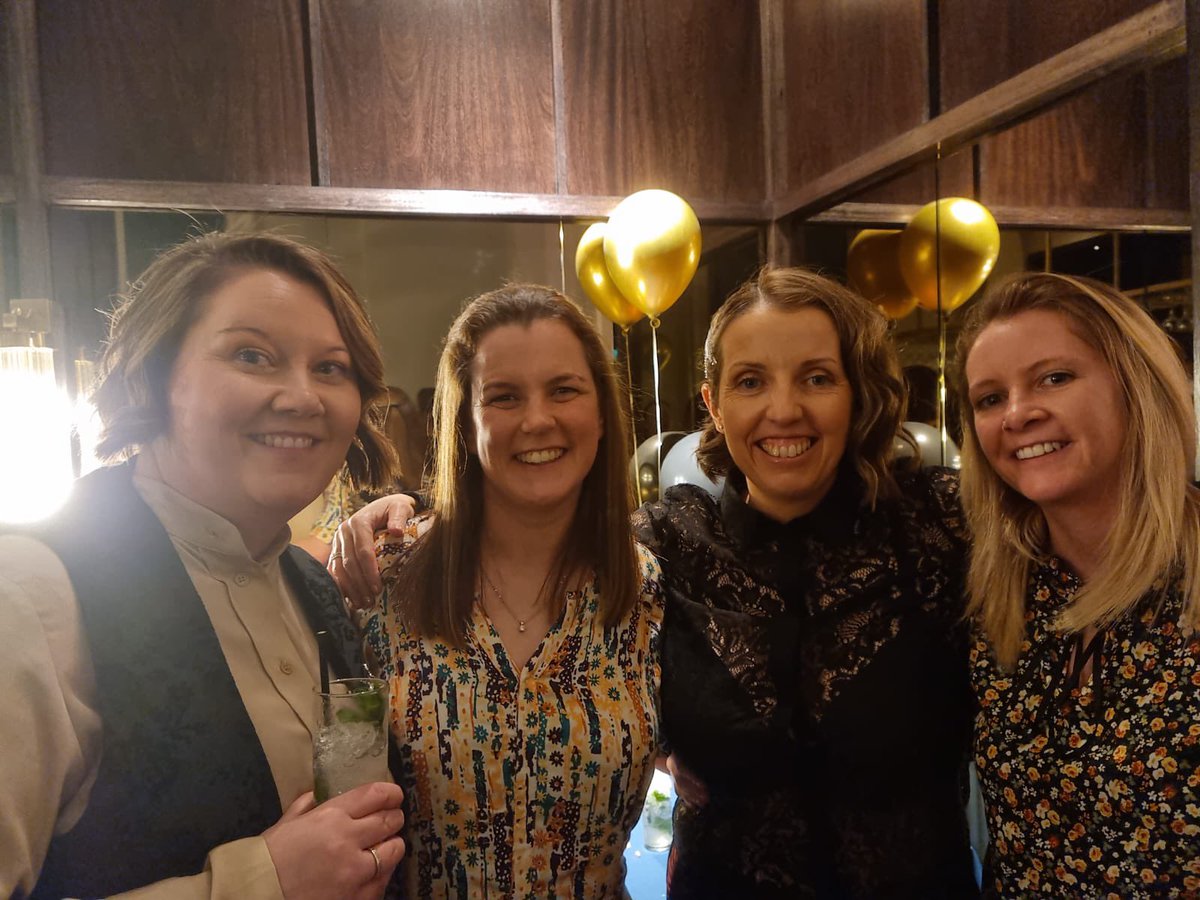 cuzzy87's tweet photo. Thanks @FreeLionesses  Nice’ 2019 to Manchester 2023…. Love Our Scots! Football bringing people together ❤️✌️🤵‍♀️❤️🤵‍♀️⚽️ https://t.co/BcbDaPkCZk