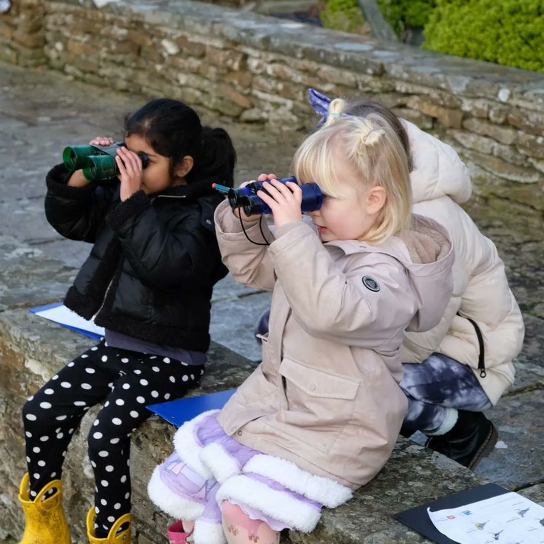 FrenshamHeights's tweet photo. Such concentration! Our Junior School children worked together to spot and count different bird species as part of the The Big Garden Bird Watch. #rspb #atonewithnature #howwelearn #workingtogether #whoweare https://t.co/gaQiayhH1B