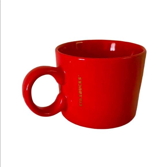 GinaGoodson's tweet photo. So good I had to share! Check out all the items I'm loving on @Poshmarkapp #poshmark #fashion #style #shopmycloset #torrid #starbucks #grownalchemist: https://t.co/gfUbPSlyoq https://t.co/y0PKk9Hlev