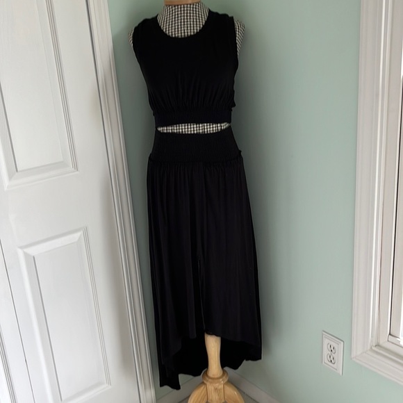 KjPosh's tweet photo. So good I had to share! Check out all the items I'm loving on @Poshmarkapp from @LelandNichole #poshmark #fashion #style #shopmycloset #rebeccataylor #freepeople #miumiu: https://t.co/U8Wq3r9aOt https://t.co/3rHpb21PaI