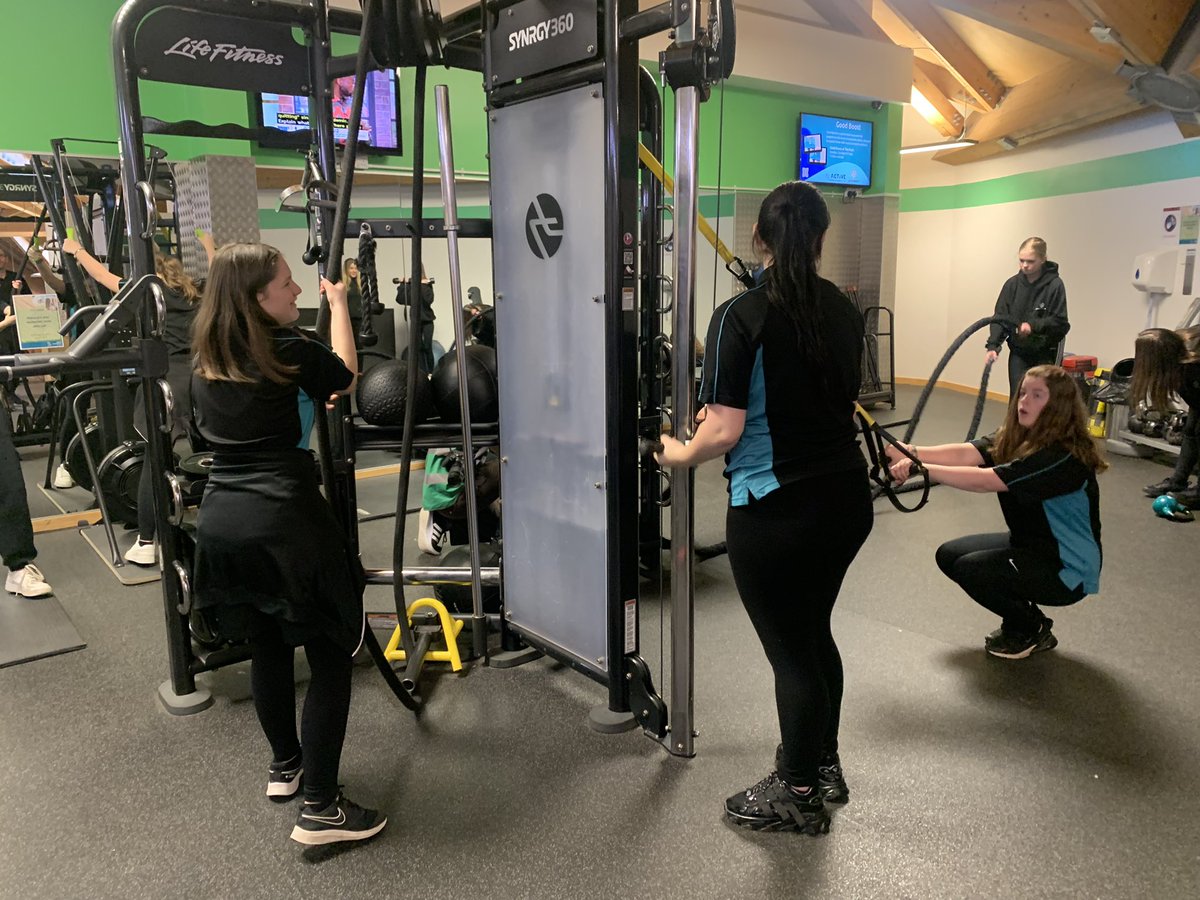 St Lawrence PE Dept tweet media