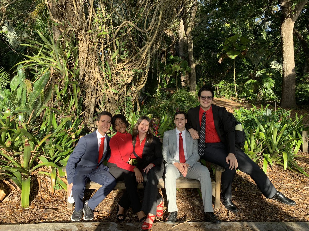 msgator9's tweet photo. Fairchild Challenge ready! @HMLSrHighSchool @ https://t.co/6mstDrDy69