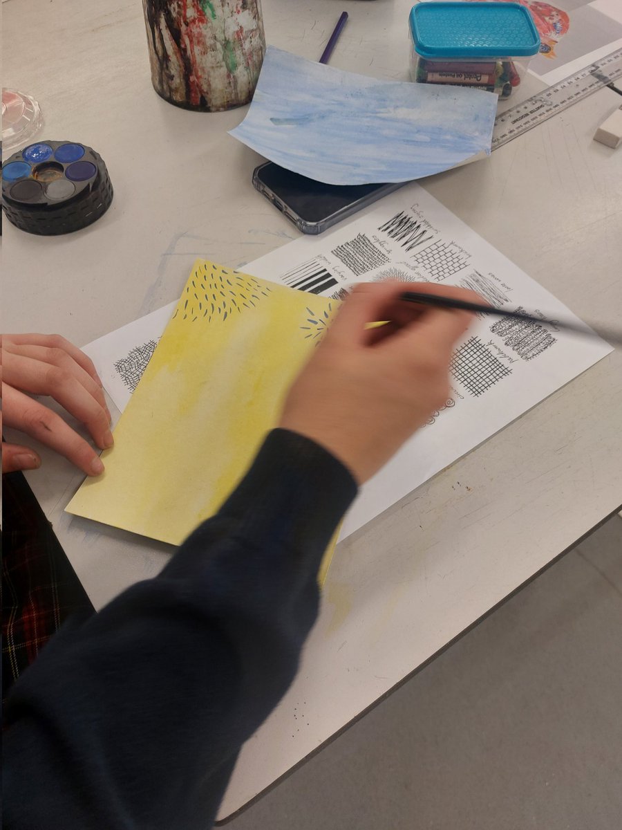 MissSwiderska's tweet photo. Some great mark making this week with my year 10s! Inspired by artist Mark Hearld we used watercolour, oil pastel and coloured inks to practice mark making techniques 🎨 #MarkMaking #Art #ArtTeacher #TeacherTraining #SequencePlanning #KS4 #MarkHearld https://t.co/UFCZVqi3B2