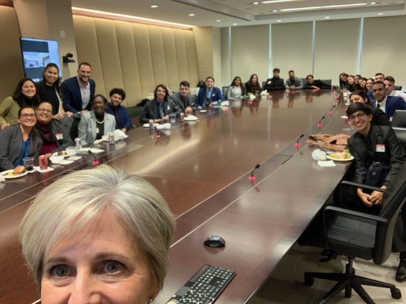 SW Academy of Finance tweet media