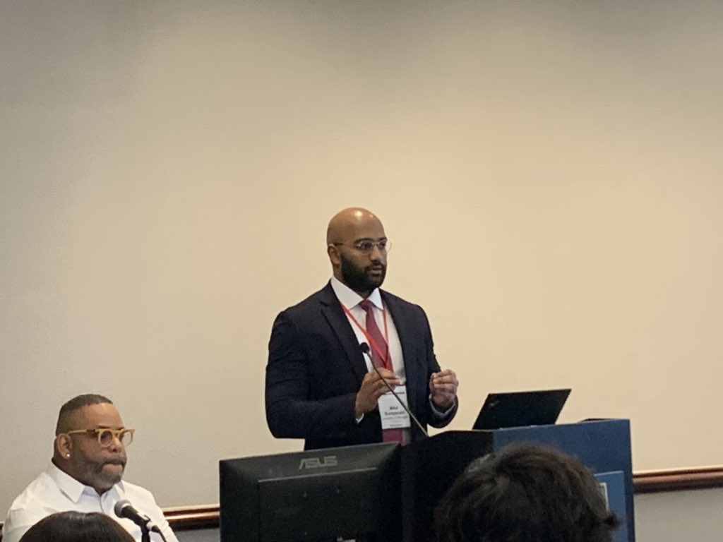 WhatsUrHari's tweet image. Terrific presentation by medical student @MihirSurapaneni @UMichMedAdmiss explaining @michiganvalue data on surgeon-level variation in potentially wasteful pre operative testing before low-risk surgery. So impressed by his work ethic and his poise. @UMichCHOPFellow @leslydossett