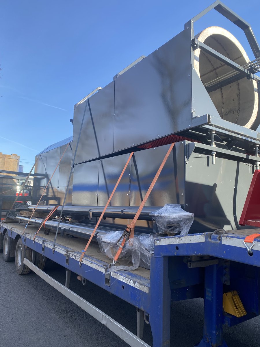 SmartDirectLtd's tweet image. Very excited today as the first part of the machine has arrived for recycling artificial grass.
#recycling #artificialgrass #Sustainability
